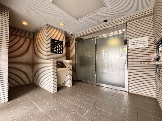 ライオンズンマンション篠崎八石公園のロビー