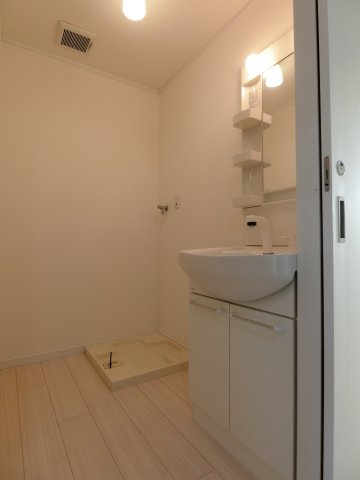 TAKE-UP Ⅶ（テイクアップセブン）の洗面所|イメージ205号室の写真