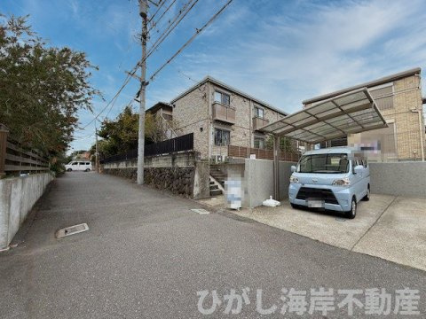 茅ヶ崎市東海岸南３丁目　中古戸建の前面道路含む現地写真|現地外観