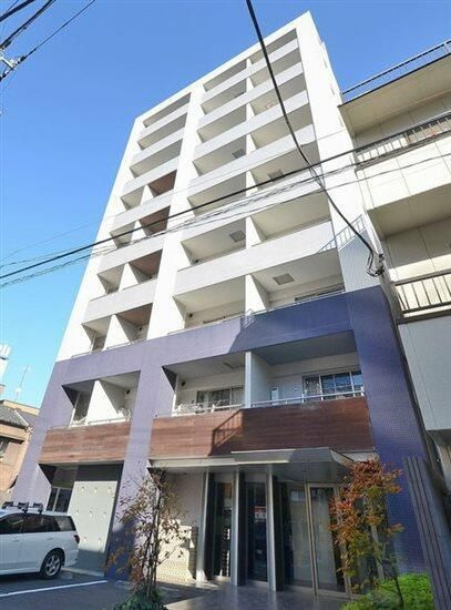 ラグジュアリーアパートメント三ノ輪の外観