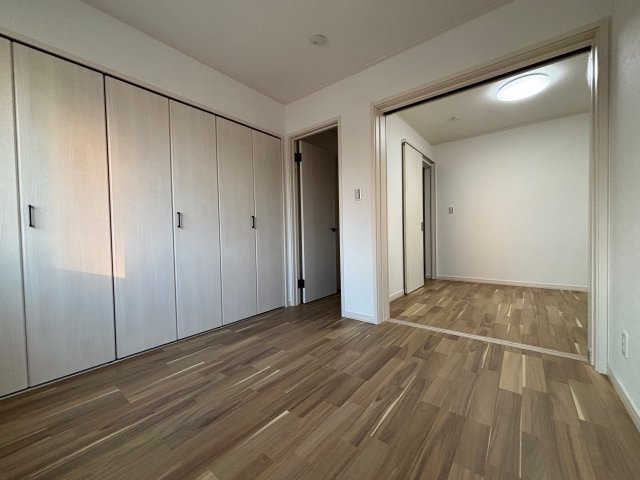 一宮市野口二丁目新築戸建の洋室|1階洋室4.5帖