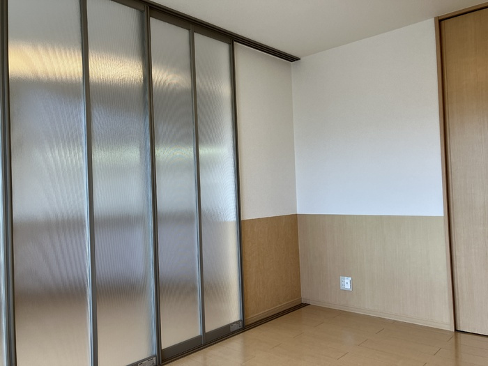 セジュール ｵｯﾂの洋室|南側洋室