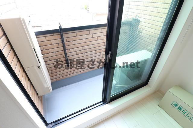 インスパーク本駒込【千石✕ロフト／12月中旬入居可】のバルコニー