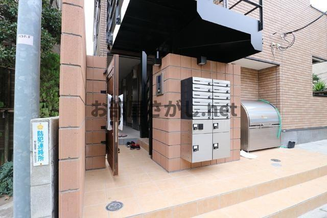 インスパーク本駒込【千石✕ロフト／12月中旬入居可】のエントランス