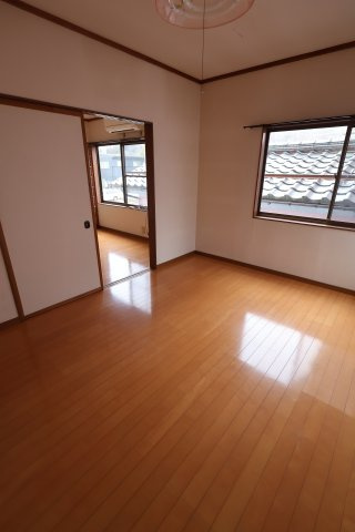 共栄荘の居間・リビング
