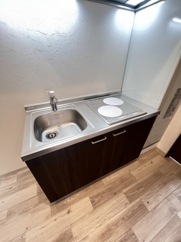 大阪市旭区赤川４丁目の賃貸マンションのキッチン