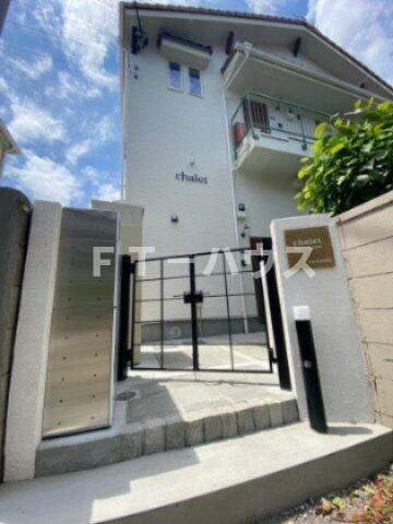 仮称）ｃｈａｌｅｔプラス花園新築工事のエントランス