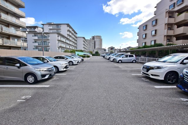 シティパーク武庫之荘の駐車場