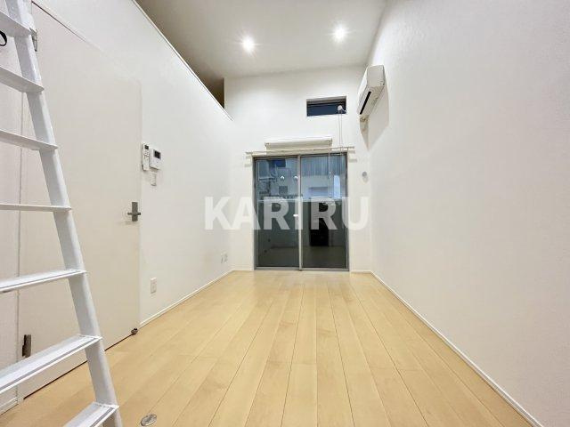 メゾンショコラE(メゾンショコライー)の居間・リビング|使いやすいリビングです