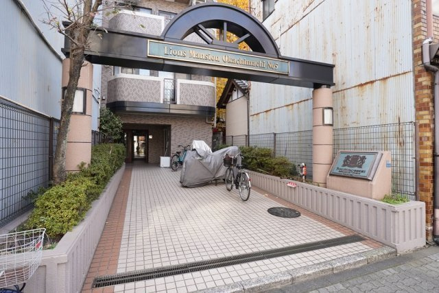 ライオンズマンション御徒町第五のエントランス