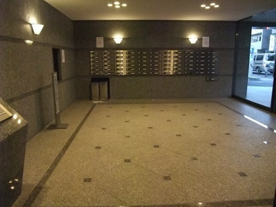 【ロビー】 | ルーブル中落合