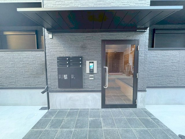 Jinパレス井高野のエントランス