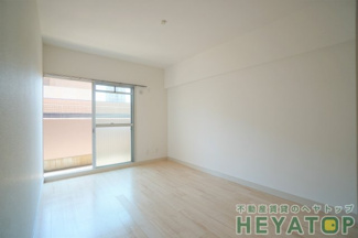 【内装】 | 洋室６帖（同仕様写真）