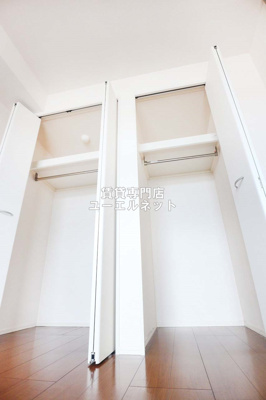 【設備】 | Comfort Hirosiba | クローゼット付きでお部屋もスッキリ♪