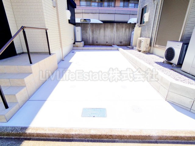 エソラの駐車場