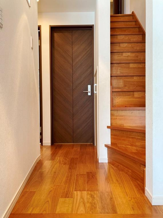 東尾久戸建のロビー