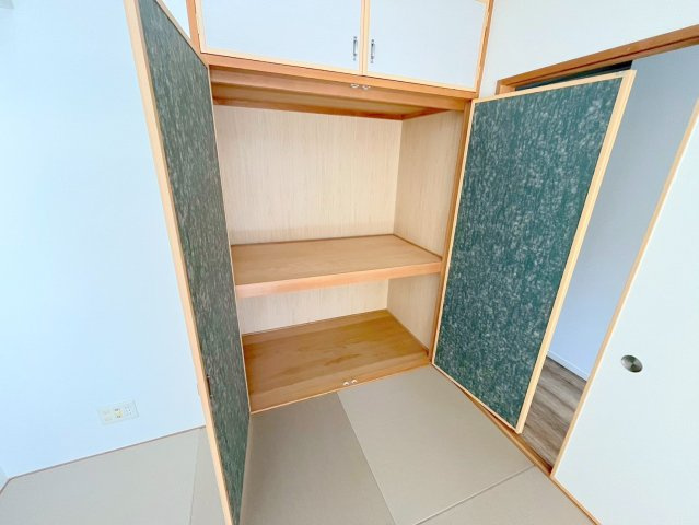 グランコート富雄の収納