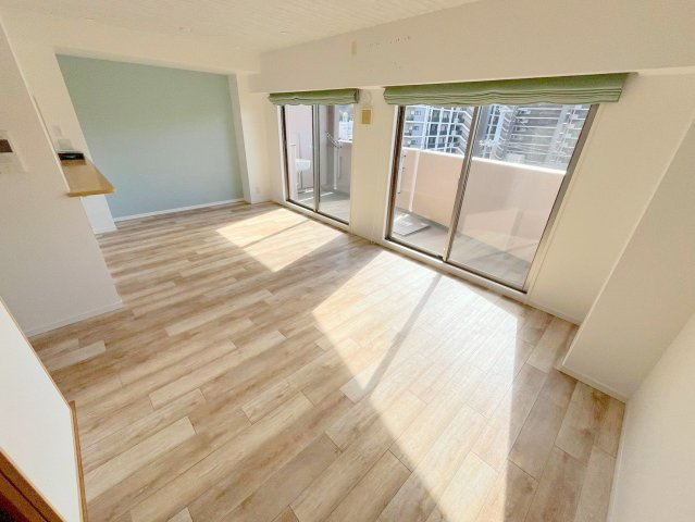 グランコート富雄の居間・リビング