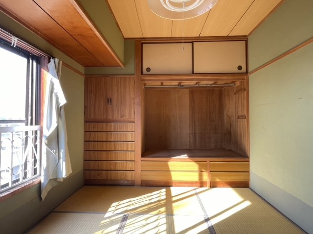 本町ハイツの和室|収納力の高い和室です！