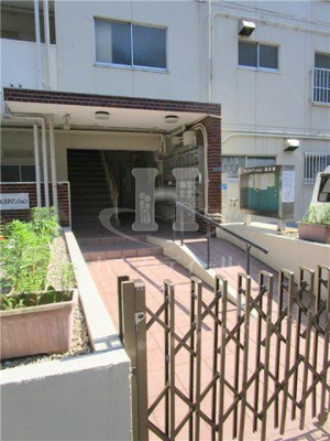 【エントランス】 | マルヨネマンション | エントランス