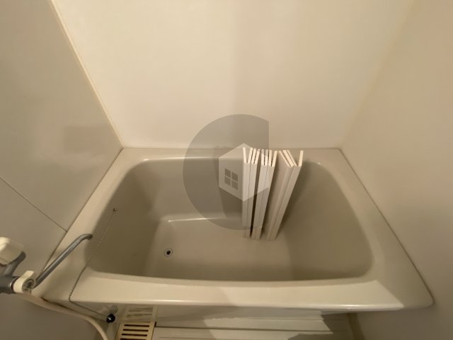 ジュネス花園の浴室