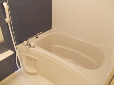 【浴室】 | ノイ・トラウム