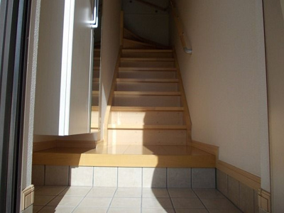 【玄関】 | ノイ・トラウム