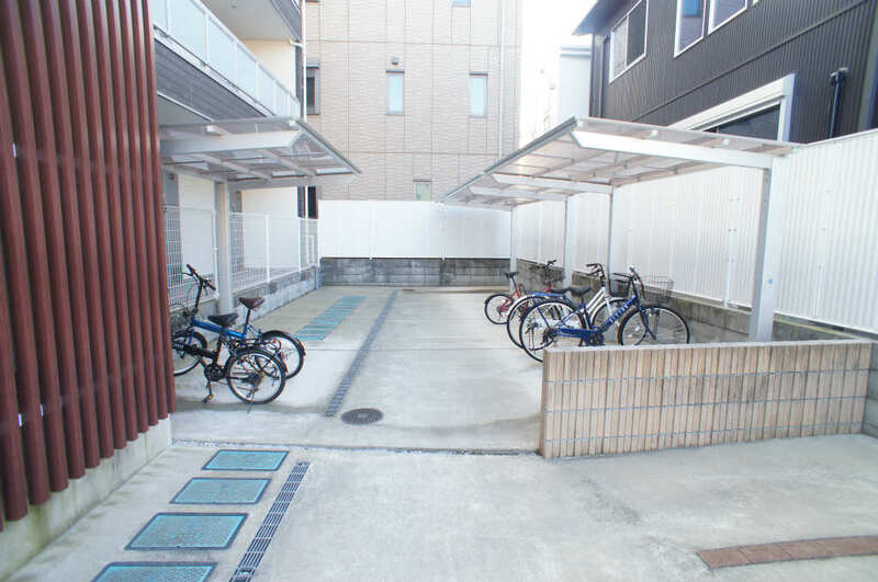 リブリ・コスモのその他