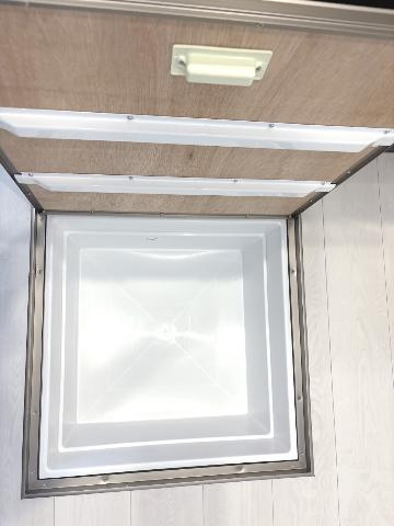 Luminous coatの内装|床下収納