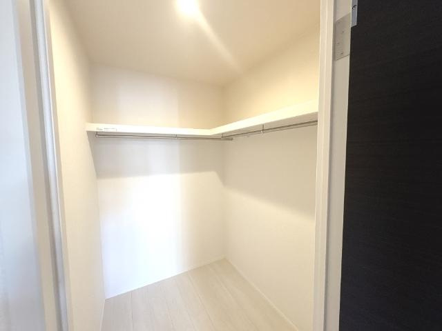 Luminous coatの収納|WIC