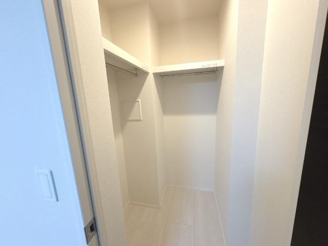 Luminous coatの収納|WIC