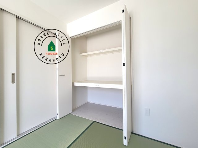 宇土市築籠町第2-2棟（3号棟）　の内観：施工例|収納には困りません。