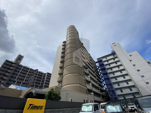 ロイヤルマツイの居間・リビング