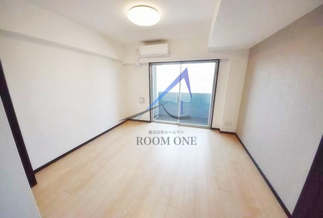 ＧＥＮＯＶＩＡ大島駅ｓｋｙｇａｒｄｅｎの居間・リビング|洋室のお部屋です。