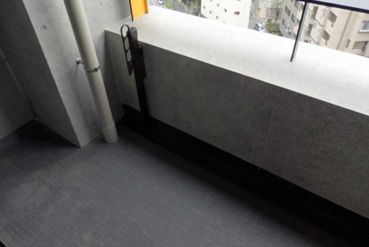 ZOOM池尻大橋　高層階　ペット相談　バイク置き場のバルコニー