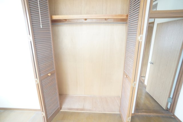 川面6丁目貸家の収納