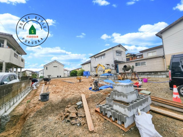 春日市天神山7丁目第1-2棟（1号棟）の外観|デザイン性のある外観です。