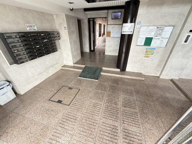 朝日プラザ泉北深井のエントランス