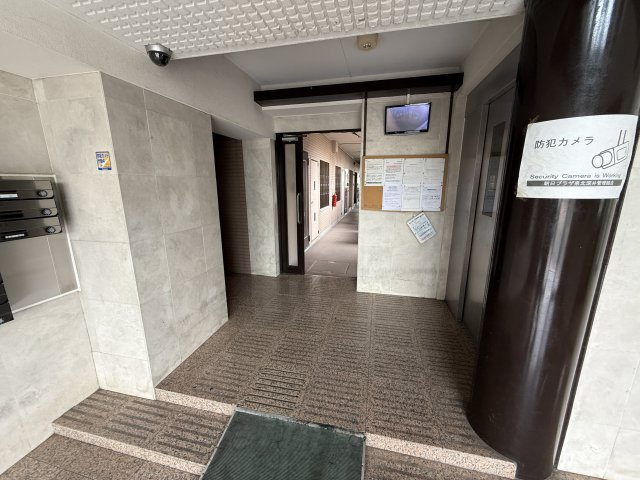 朝日プラザ泉北深井のエントランス