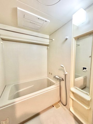 宝マンションサザンスクエアの浴室