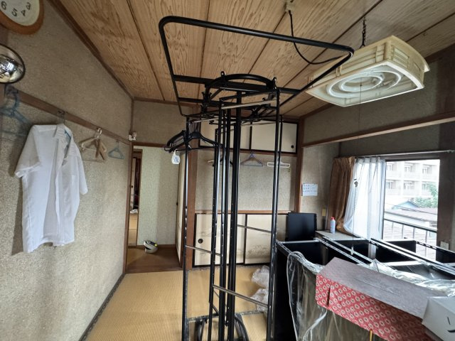 -三丁目不動産-　秩父市番場町　1.2階RC造　3階木造の和室