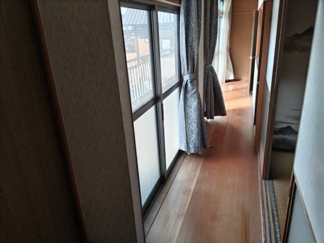 －三丁目不動産ー　秩父市番場町　1.2階RC造　3階木造の内装