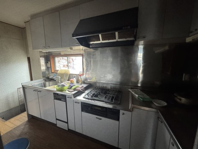 －三丁目不動産ー　秩父市番場町　1.2階RC造　3階木造のキッチン