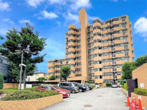 川口リバーサイドローヤルコーポの画像