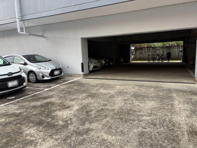 一宮サンハイツの駐車場