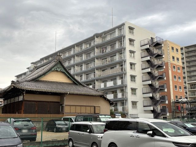 一宮サンハイツの外観