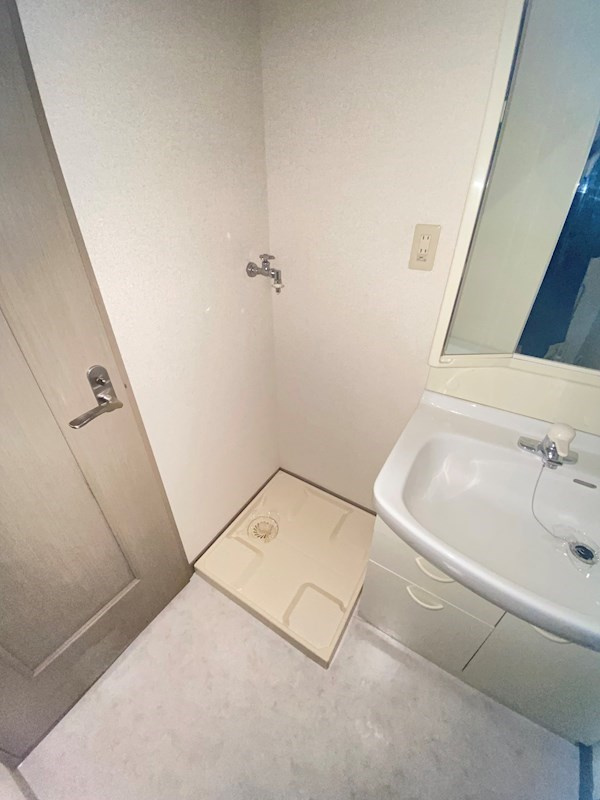 ウィンベルデュエット恵比寿４の洗面所