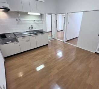 【居間・リビング】 | ニューライフ日本橋 | ゆったり過ごせるリビングです