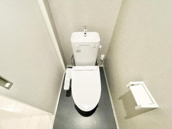 ARPEGGIO(アルペジオ)のトイレ|落ち着いた色調のトイレです