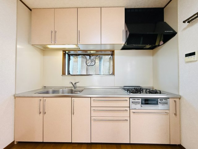 東松山市砂田町　中古戸建のキッチン